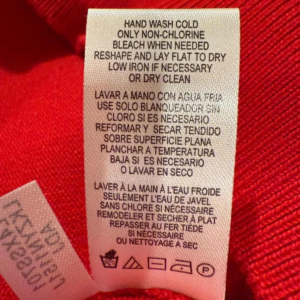 Karl Lagerfeld NWT Sz L Signature Karl Red White Embroidered Knit Sweater (0549) - Picture 8 of 11